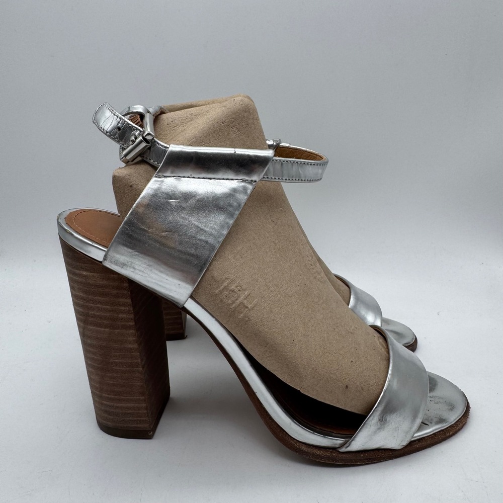Coach Lexey Mirror Metallic Silver Leather Sandals‎ Block Heel Ankle Strap 7 B